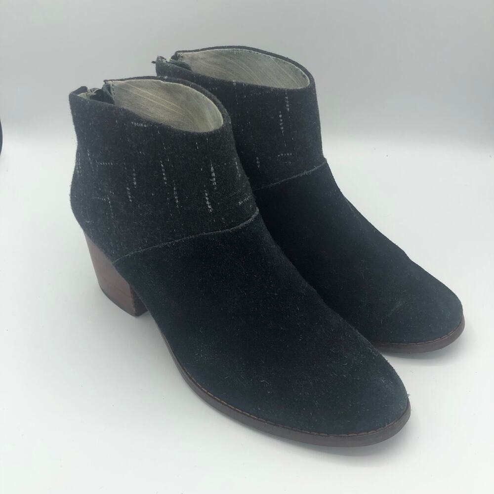 TOMS Leila Ankle Booties Black Suede Tasseled Back-Zip | Women's Size 7